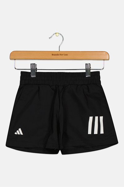 adidas شورت تنس بشعار العلامة التجارية للأطفال الأولاد، أسود
