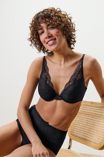 Tchibo Women Lightly Padded Underwired Bra, Black