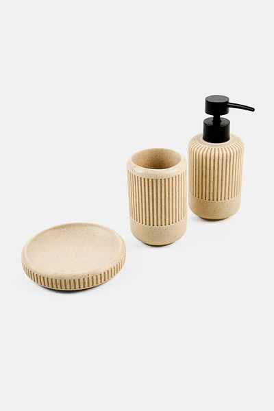Catherine Malandrino 3 Pcs Polyresin Bathroom Set, Oatmeal