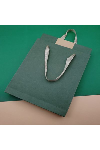 MBB ETİCARET Special Boxed Leather Notebook and Rollerball Pen Set Green