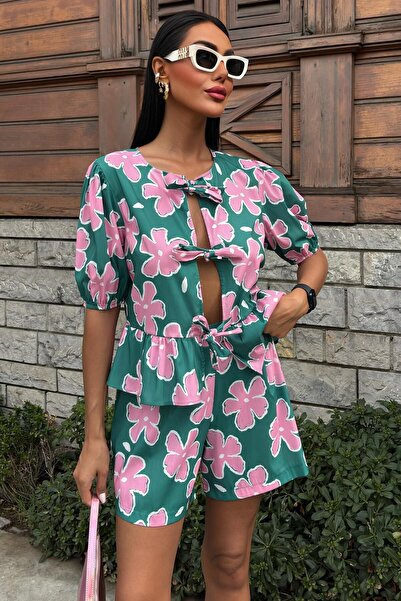 Lijuri Women's Multi Floral Patterned Poplin Short Suit