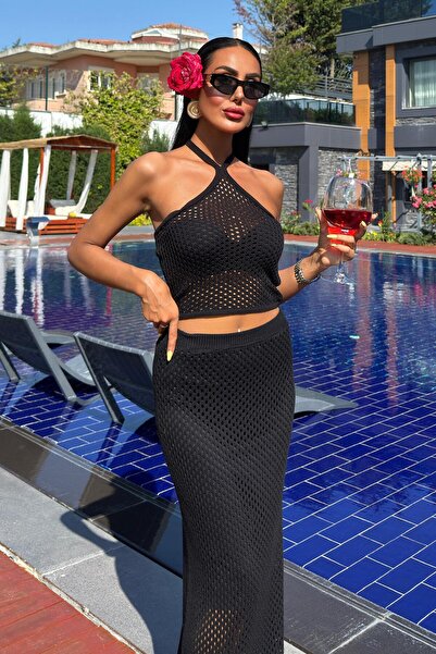 WeShaya Women's Black Viscose Halter Neck Sleeveless Suit