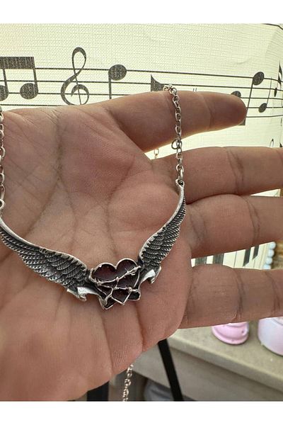 Herşey Nota Angel Wings Red Heart Figured Unisex Necklace – Symbol of Passion and Protection