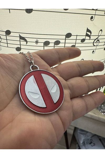 Herşey Nota Deadpool Face Figured Necklace with 60 cm Chain |   Marvel Themed Unisex Accessory