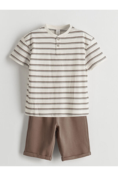 LC Waikiki Lcw Kids Striped Boys T-Shirt and Shorts Pack of 2
