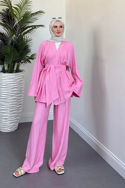 MERVEN AKYÜZ Eftelya Wide Belt Suit Pink