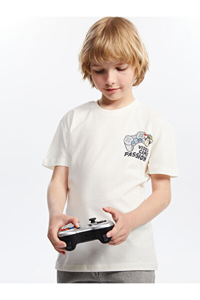 LC Waikiki Piese de calitate de la magazinul Çelebi |   Tricou pentru băieți ...