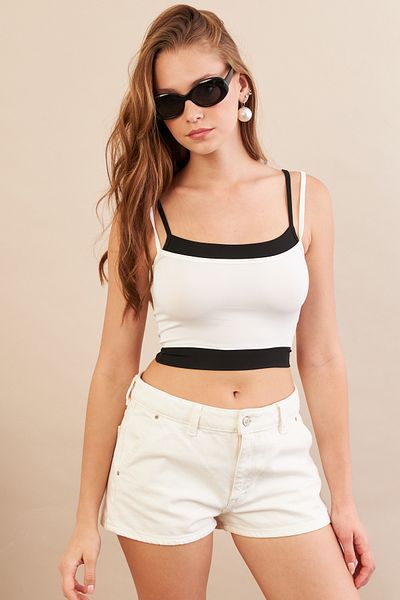 Cool & Sexy Γυναικεία Λευκή Μπλούζα Crop με λουράκι AN8082