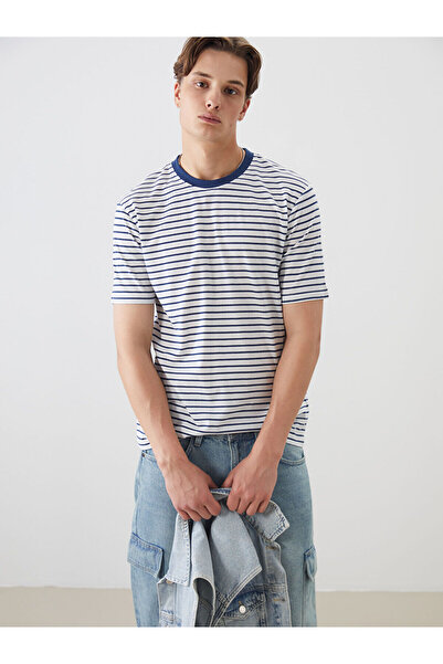 LC Waikiki Hilfa Yeni Sezon Bisiklet Yaka Çizgili Penye Erkek Tişört