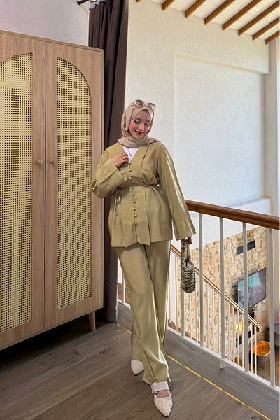 lurex moda V-Neck Button Suit