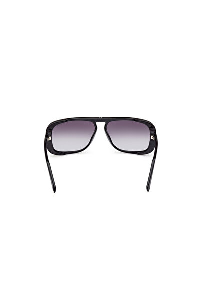 Guess Unisex Oval Sunglasses - GU00082 - Lens Size: 62 mm