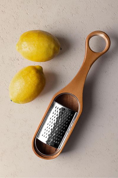 The Mia Natura Acacia Base Metal Grater 29X7X4 cm