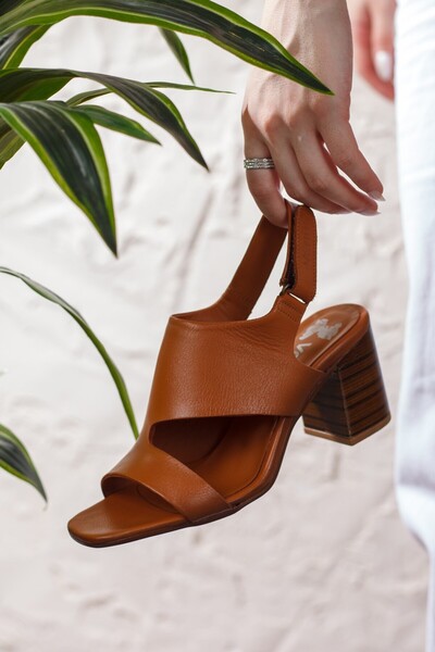 Adım Adım Women's Genuine Leather Extra Comfortable Heeled Sandals