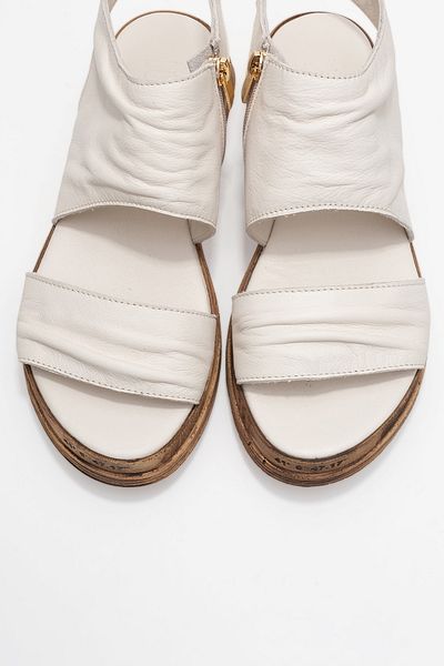 LuviShoes Γυναικεία σανδάλια LUNAS Cream από γνήσιο δέρμα με φερμουάρ στο πλάι