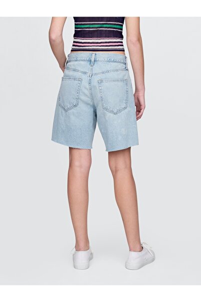GAP Kadın Denim Mavi 8" Mid Rise '90s Loose Denim Bermuda Şortlar