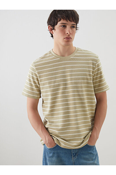 LC Waikiki Ανδρικό μπλουζάκι με ριγέ λαιμόκοψη XSIDE