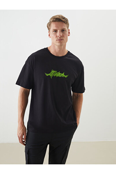 LC Waikiki تيشيرت رجالي من القطن الممشط مطبوع برقبة دائرية للموسم الجديد - S5...