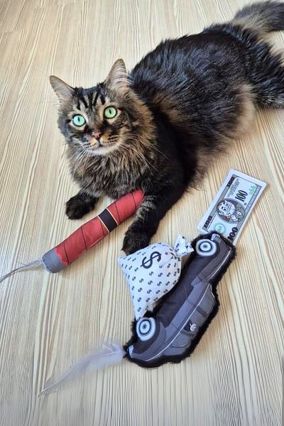 Miyav Mafyatik Meows 4-Piece Plush Cat Toy Set with Sound – Car, Cigar, Dollar, Money Sack