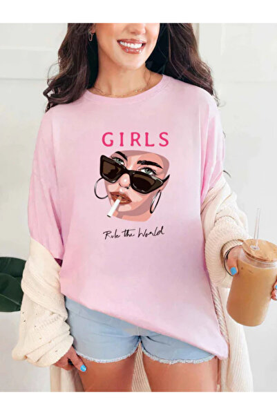 Sarah's Boutique Tricou de damă – 100% bumbac – Minimalist „FETELE CONDUC LUMEA”