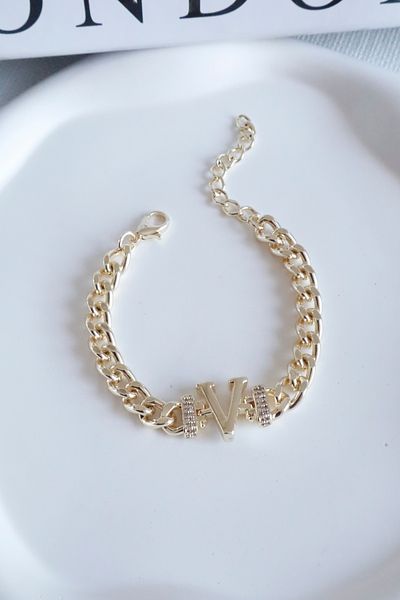 DEMOKAN Women's Bracelet Letter Non-Tarnish Zircon Stone Special Plated Adjustable Bracelet