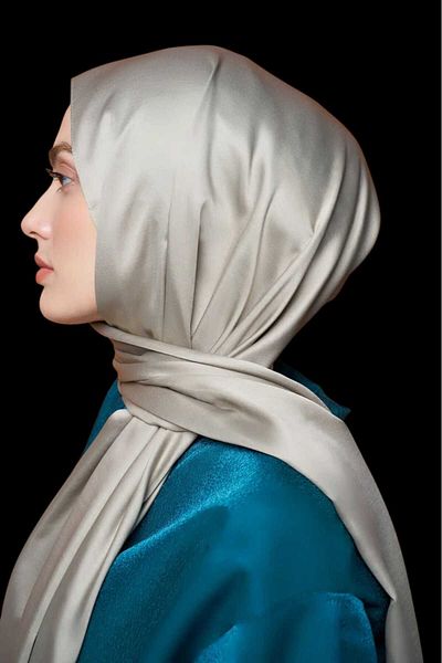 Freeista Antique Beige Shawl Silky Series, the Front Is Light Glossy the Back Is Matte