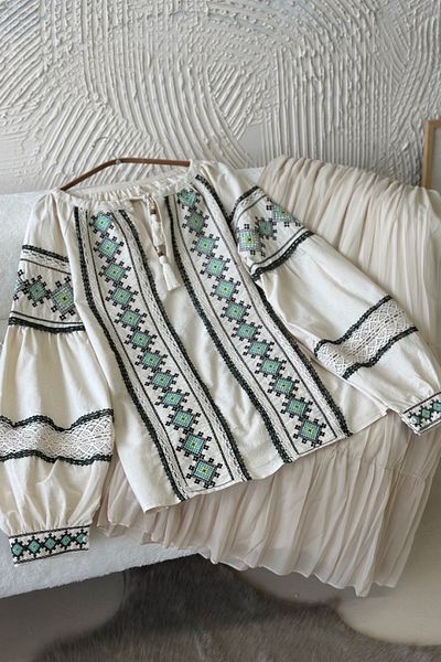 Poliyance Elias Ecru Blouse