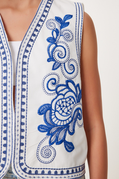 Lovelyİstanbul Embroidered Linen Vest