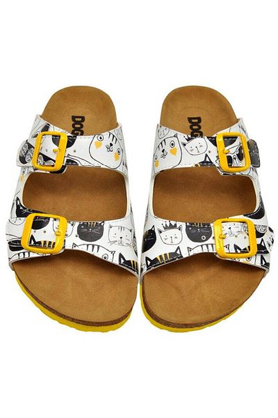 Dogo Women's slippers, with cats - Monochrome Cats