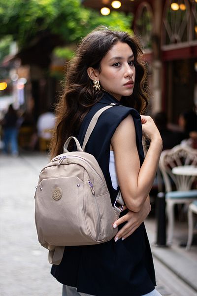 YOGII Nasi Model Women's Water Resistant Parachute Fabric Travel Business School Backpack with 4 Compartments Laptop Compartment
