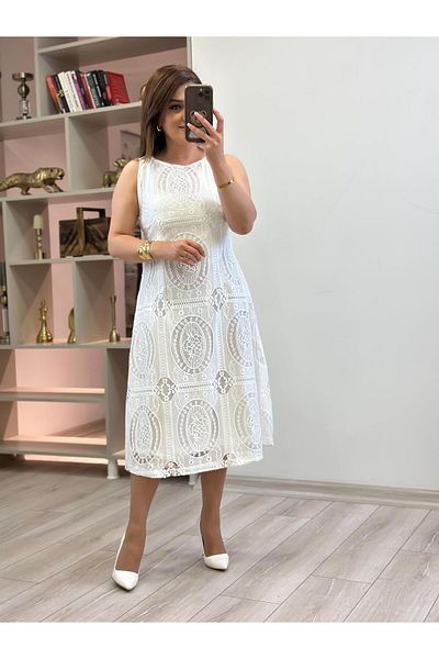 MELTEM TUĞAN Zero Sleeve Laced Dress White
