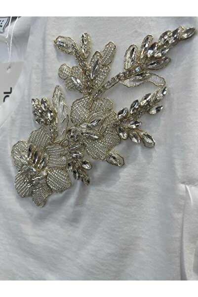 Butik taş aksesuarlı kolsuz tshirt beyaz