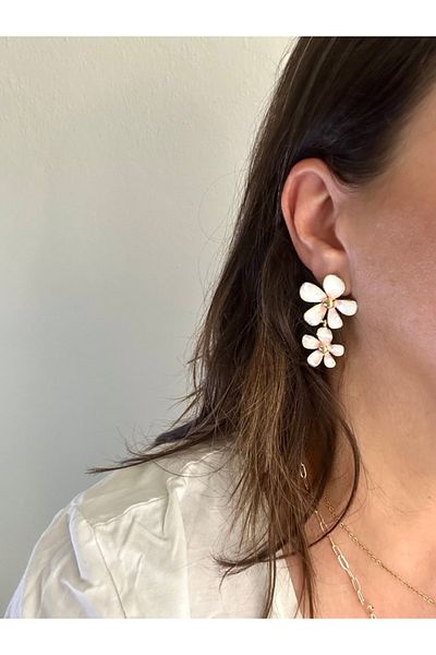 ALS Tasarım Dünyası Women's White Color Flower Figured Ceramic Dangle Model Earrings Length 4 cm