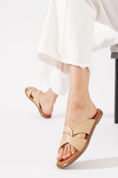 Moda Pie Keslas Γυναικείες παντόφλες από γνήσιο δέρμα με κομμένο δέρμα