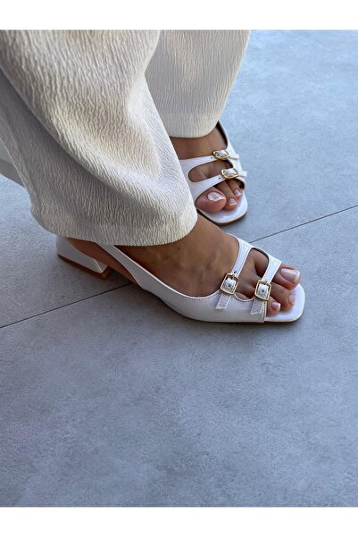 Elvinin Tarzı Senna White Color Buckle Detailed Heeled Shoes