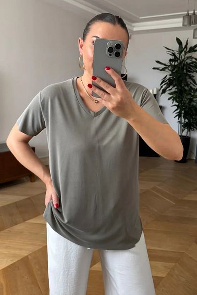 Tuba Butik Modal V-Neck Women's T-Shirt