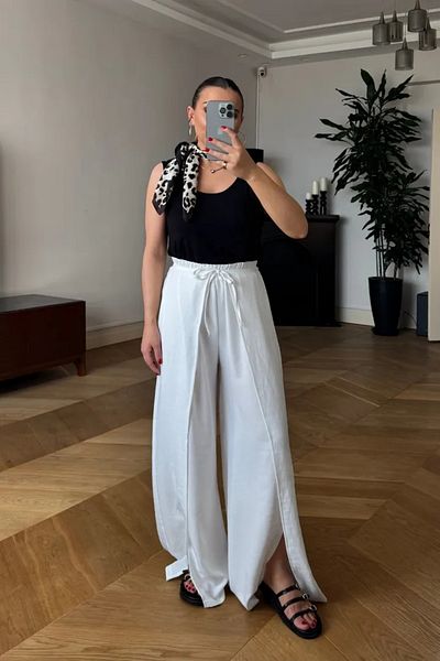 Tuba Butik Women's Trousers with Elastic Waist and Slit Detail