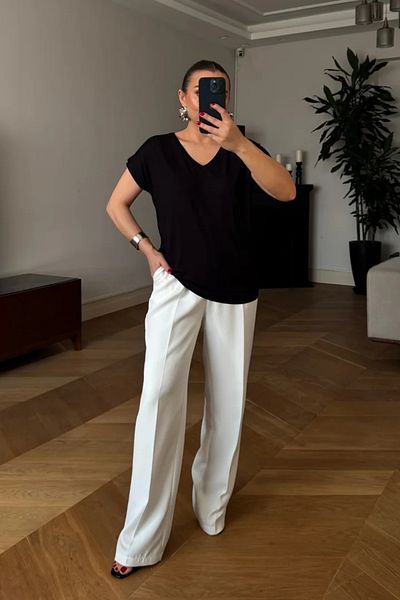 Tuba Butik V-Neck Basic Women's T-Shirt