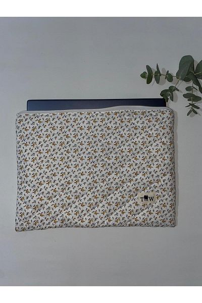 TALL WAY White Crispy Flower Laptop-Tablet Case 15-16 Inch