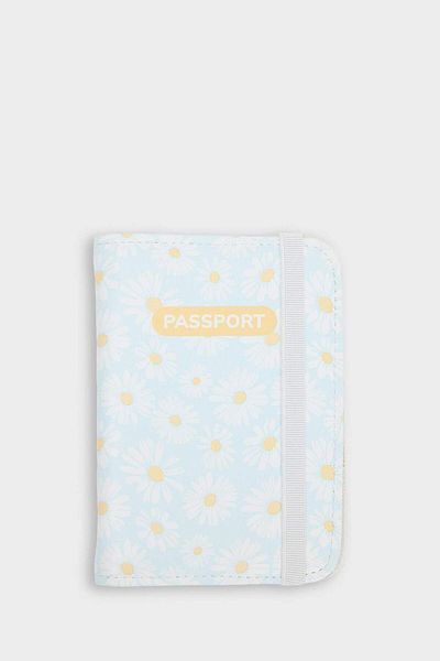 DeFacto Women's Floral Faux Leather Passport Holder F4688Axns