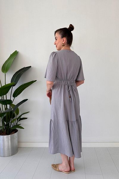 MaziButik Rochie texturată cu mâneci clopot gri