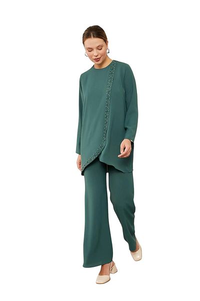 Levidor Embroidered Double Suit