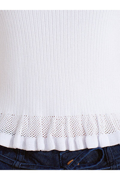 Dilvin 10780 Polo Yaka Düğmeli Fırfırlı Triko Bluz-Beyaz