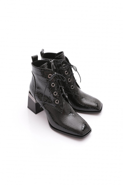 DGN 604 Women's Heeled Boots