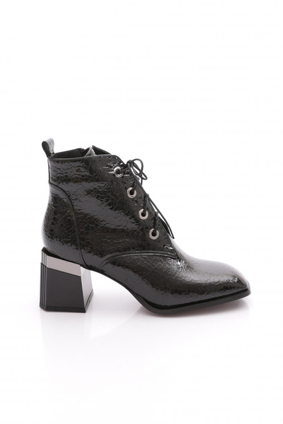 DGN 604 Women's Heeled Boots