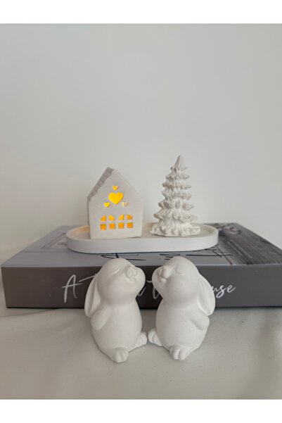 Minez Design Ev, ağaç ve iki minik tavşan