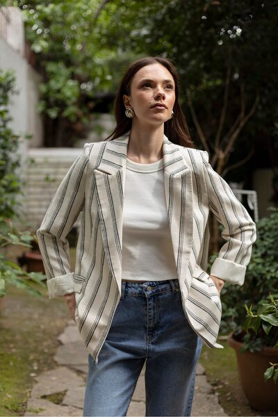 HİLALAKSESUAR10 Krem Renk Çizgili Keten Blazer Ceket