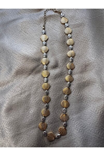 MOD10 قلادة هيلين جويرلي من مزيج الفولاذ دوريكا على شكل صدفة البحر