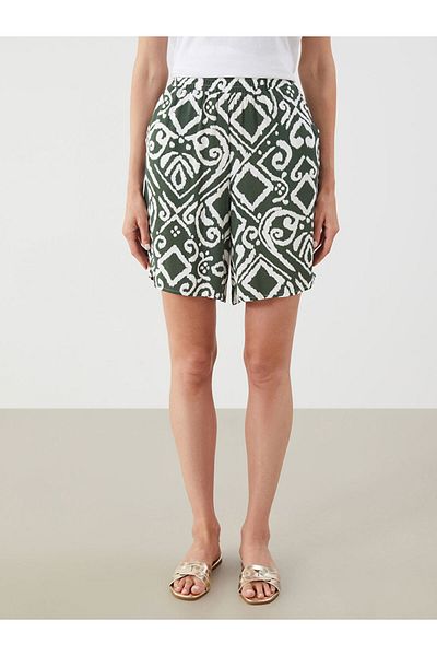 LC Waikiki Green Patterned Women's Shorts with Elastic Waist