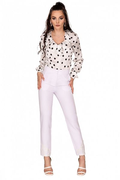 Atmosphere Fashion Elegant white trousers with lace