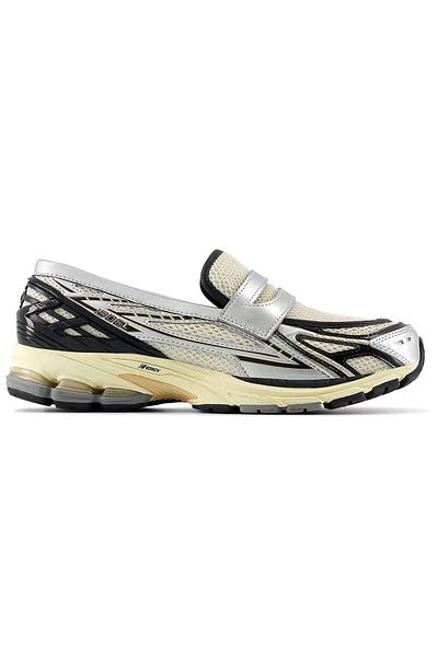 New Balance 1906L Loafers "Silver Metallic/Cream" – Unisex Lifestyle Slip-Ons